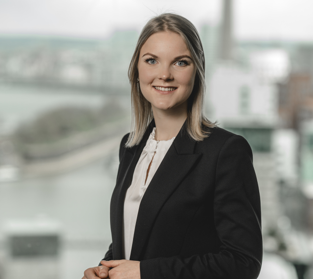 Nora Lessing. db-law
